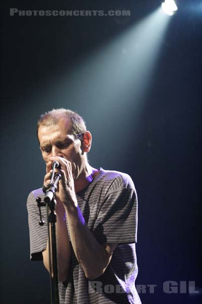 YANN TIERSEN - 2006-06-16 - PARIS - Le Bataclan - 